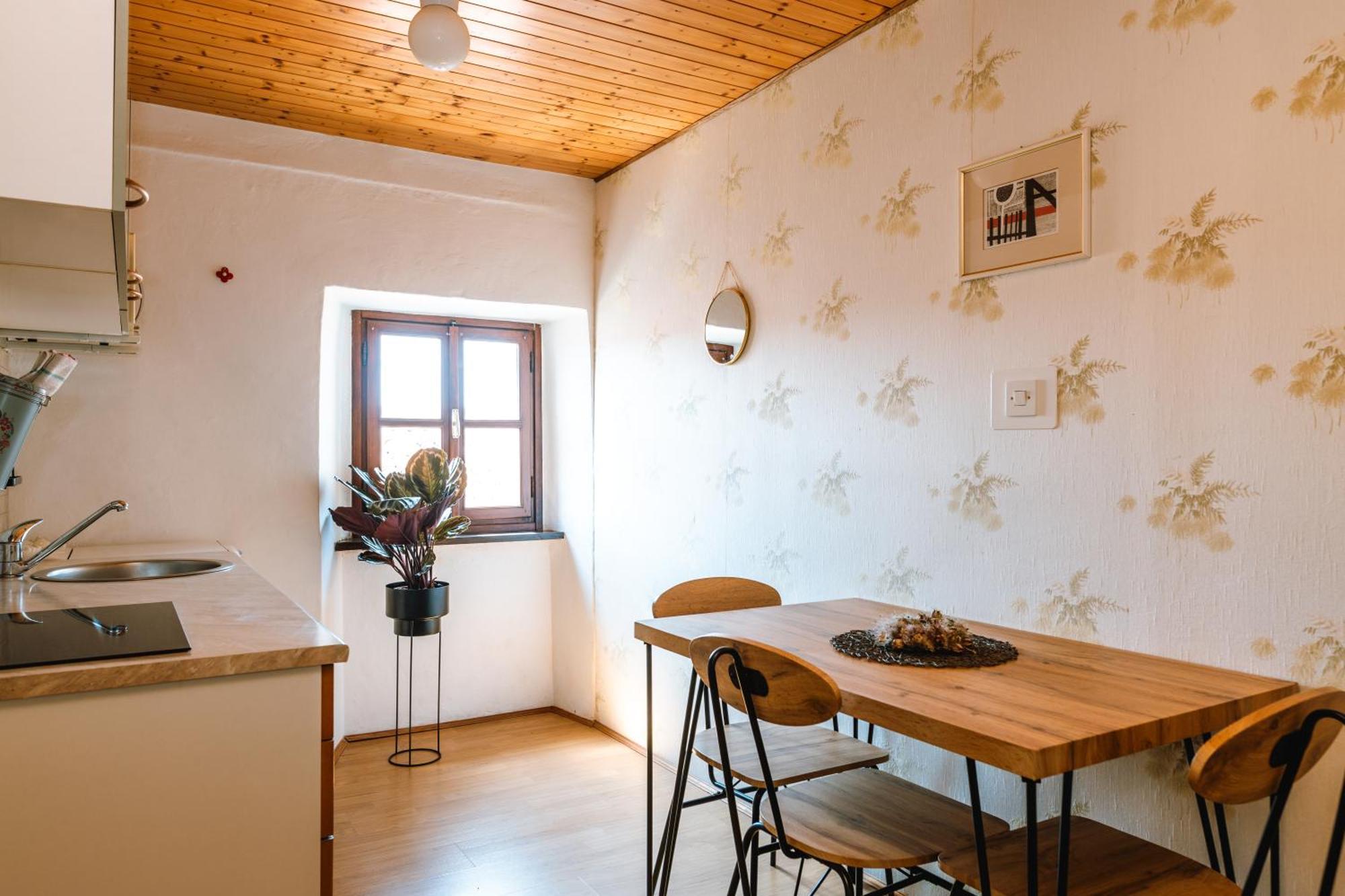 Apartment Valetovi Štanjel Kültér fotó