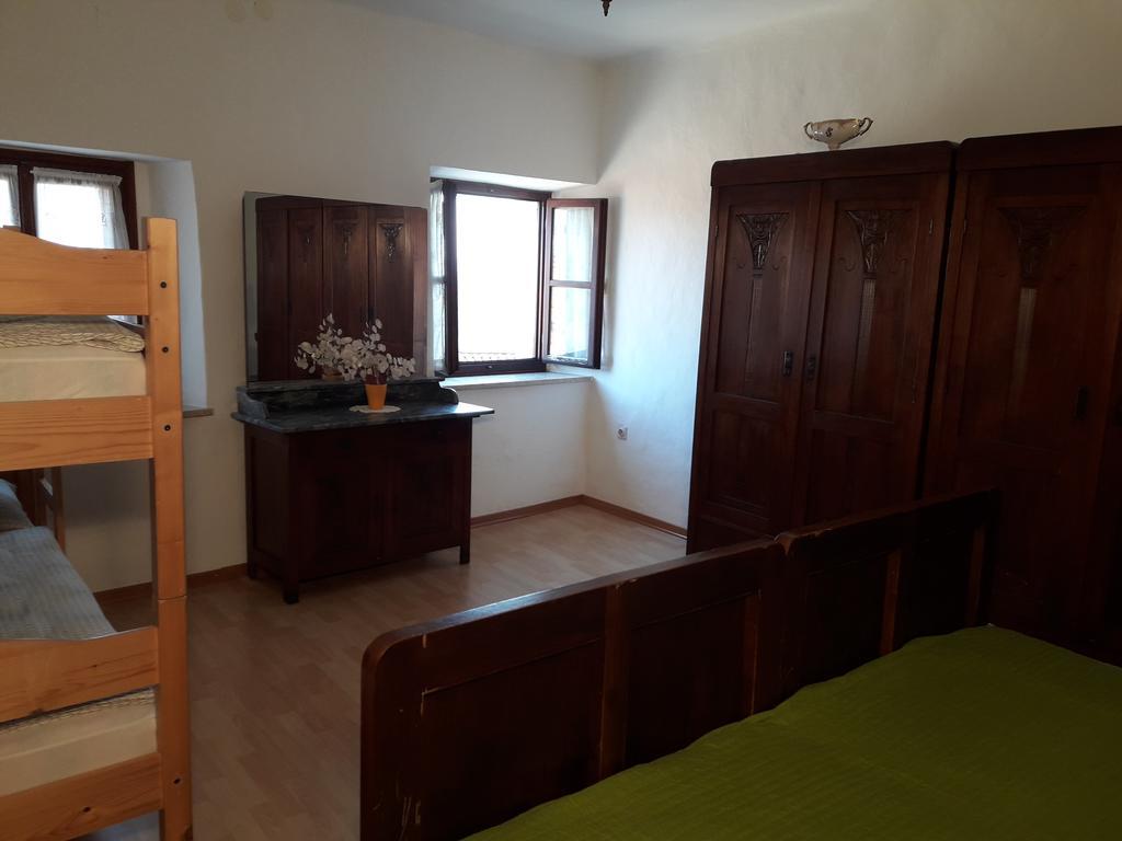 Apartment Valetovi Štanjel Kültér fotó